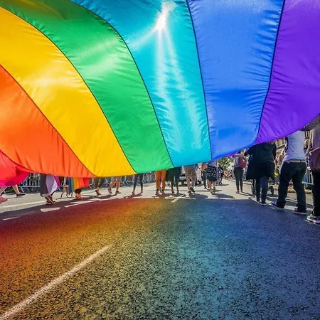 Lily Metro Wifi 1 Gbs 70'tv Netflix Hbo Max Appletv * Βαρσοβία